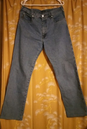 Armani Jeans

Исключительно редкая лимитированная модель

INDIGO series 005
. . фото 2