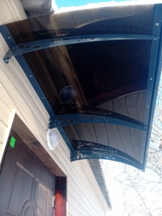 Металлический козырек/навес над дверью из монолитного поликарбоната 1,5х1 м Хайт. . фото 3