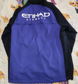 Футбольная кофта с капюшоном Umbro FC Manchester City, размер-М, длина-74см, под. . фото 4