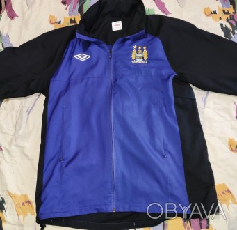 Футбольная кофта с капюшоном Umbro FC Manchester City, размер-М, длина-74см, под. . фото 1
