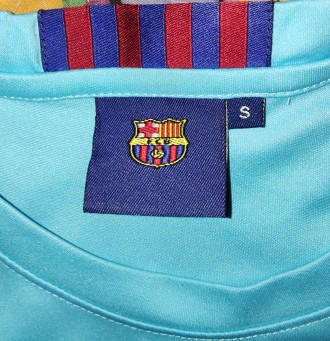 Футболка FC Barcelona, Messi, официальный продукт, размер-S, длина-67см, под мыш. . фото 6
