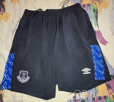 Футбольные шорты Umbro FC Everton, размер М/L, пояс 35-42см, длина-45см, два кар. . фото 1