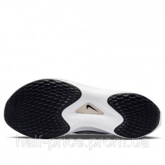 Кросівки Nike
Zoom Fly 5 Black White DM8968-001
Розміри: 45
Універсальна модель . . фото 8
