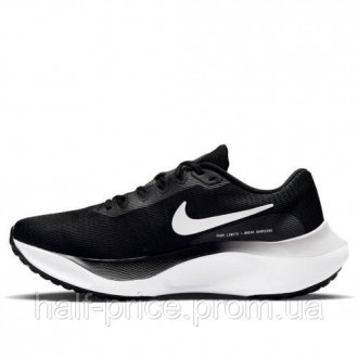 Кросівки Nike
Zoom Fly 5 Black White DM8968-001
Розміри: 45
Універсальна модель . . фото 4