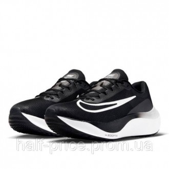 Кросівки Nike
Zoom Fly 5 Black White DM8968-001
Розміри: 45
Універсальна модель . . фото 7