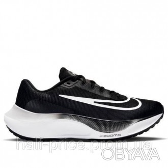 Кросівки Nike
Zoom Fly 5 Black White DM8968-001
Розміри: 45
Універсальна модель . . фото 1