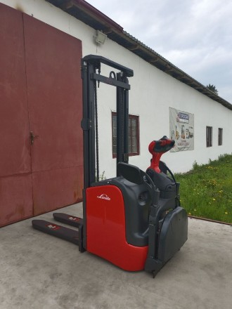 LINDE L 16 AP 
Виробник-LINDE
Тип приводу-електро
Вантажопідйомність-160. . фото 3