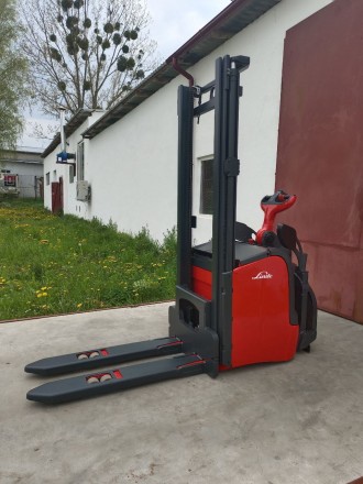 LINDE L 16 AP 
Виробник-LINDE
Тип приводу-електро
Вантажопідйомність-160. . фото 2