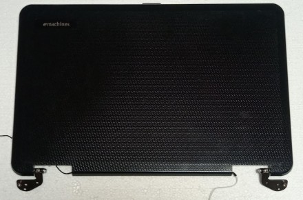 Верхня частина корпуса з ноутбука Emachines G627

Без тріщин та сколів. Всі рі. . фото 2
