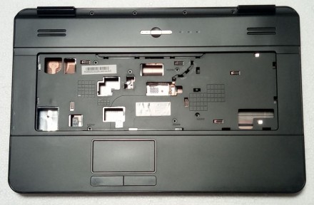 Нижня частина корпуса з ноутбука Emachines G627

Без тріщин та сколів. Всі різ. . фото 3