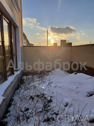 Продаж 3 поверхового таунхаусу в Святопетрівському. Загальна площа 125,4 м2, 4 с. . фото 1