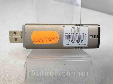 Модем Novatel USB727
Є як потужна вбудована дводіапазонна антена, так і зовнішня. . фото 3