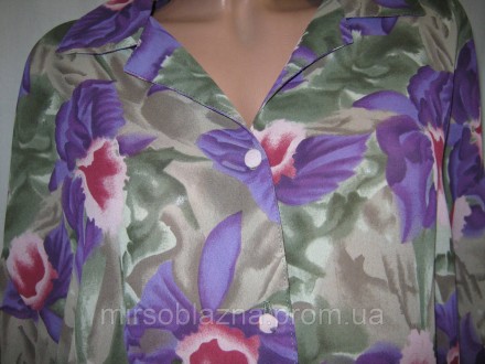  Женская блуза в цветах Etam б/у (сэконд-хенд). Ткань 100% полиэстер, на ощупь ш. . фото 9