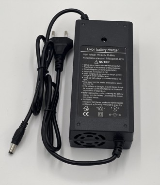 Зарядное устройство Instrade 36V 2A для литиевых аккумуляторов - с защитой от пе. . фото 4