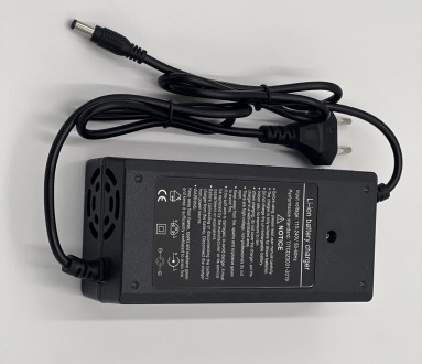 Зарядное устройство Instrade 36V 3A для литиевых аккумуляторов - с защитой от пе. . фото 4