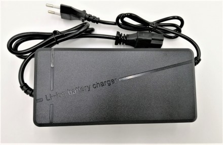 Зарядное устройство для литиевых АКБ Instrade 72V 5A
Технические характеристики:. . фото 2