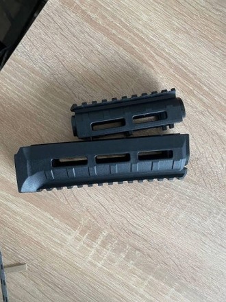 
 
 В набір входять:
Приклад телескопічний, складний, з регульованим підщичником. . фото 5