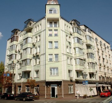 Велика квартира поряд з метро Контрактова площа (будинок 2002 року)200. Киев. фото 1 Велика квартира поряд з метро Контрактова площа (будинок 2002 року)200. Киев. фото 1