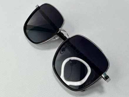Солнцезащитные женские очки квадратные с поляризацией
защита от ультрафиолета uv. . фото 5