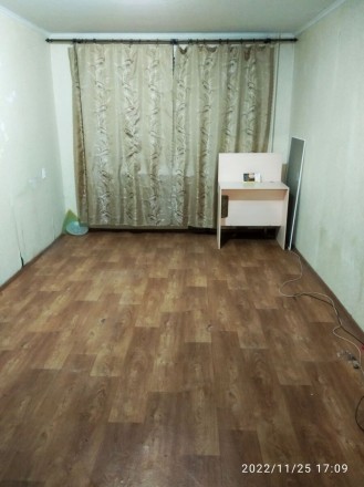 Продається двокімнатна квартира на першому поверсі 5-ти поверхового будинку по в. Ленинский. фото 2