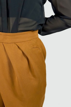 Женские брюки галифе от испанского бренда Pull & Bear. Материал 69% вискоза, 30%. . фото 5