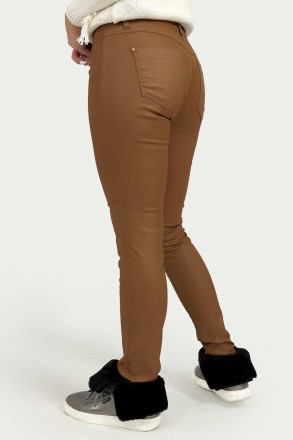 Облегающие женские брюки из мягкого смесового хлопка с восковым напылением. Хлоп. . фото 10