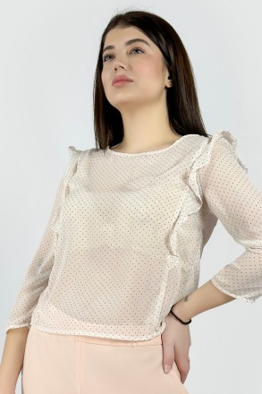 
Летняя блузка с мелким принтом от испанского бренда Bershka. Модель с рукавом 3. . фото 3