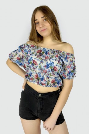 Кроп-топ Pull & Bear 9472/341/600 голубой L. Київ. фото 1 Кроп-топ Pull & Bear 9472/341/600 голубой L. Київ. фото 1
