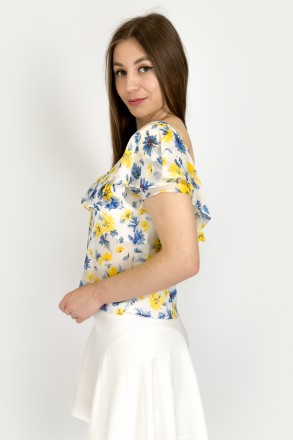 Шифоновая блузка от испанского бренда ZARA. Модель на одно плечо, декорирована в. . фото 8