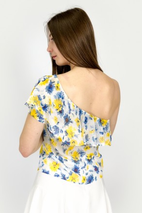 Шифоновая блузка от испанского бренда ZARA. Модель на одно плечо, декорирована в. . фото 10