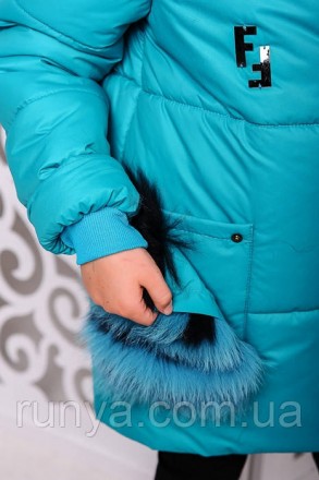 Необычная модель теплой, зимней куртки для девочки. На карманах натуральный мех,. . фото 6