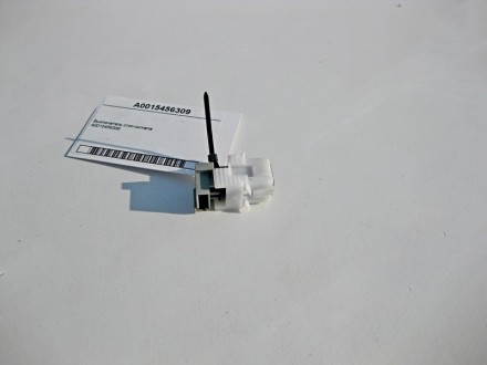 
Выключатель стоп-сигналаA0015456309 Применяется:Mercedes Benz ML-class (w164) 2. . фото 2