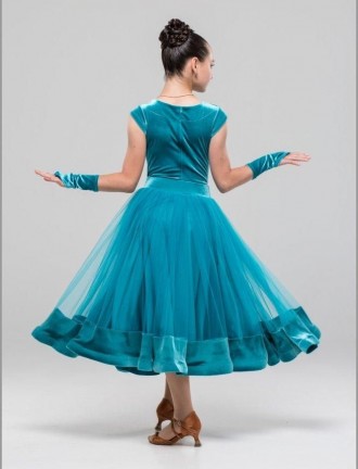 Платье рейтинговое (бейсик): купальник + две юбки.
https://igomarket.com.ua/ua/. . фото 7