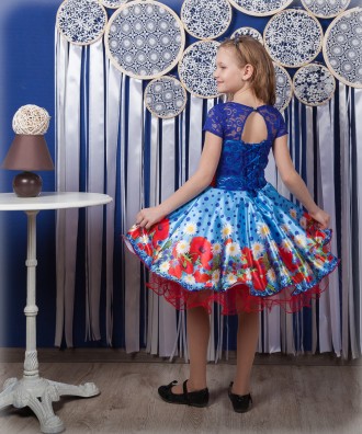 Красивое детское платье "Маки"
Размеры и параметры:
Р30 (4-5 лет): длина от плеч. . фото 3