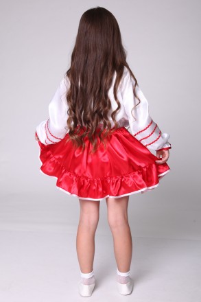 Дитячий карнавальний костюм для дівчинки «УКРАЇНОЧКА».
Основна тканина: атлас.
З. . фото 4