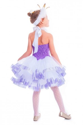 Новорічний костюм на дівчинку "Принцеса лебідь"
Дитячий карнавальний костюм прин. . фото 4