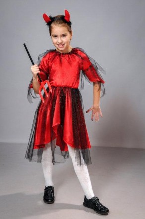 Дитячий маскарадний костюм "Вампірша"
Дитячий карнавальний костюм чортика для ді. . фото 2