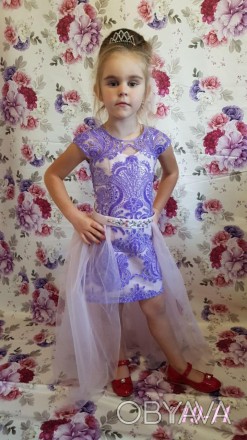 Нарядное праздничное бальное детское платье прямого силуэта со съёмной юбкой.
Ши. . фото 1