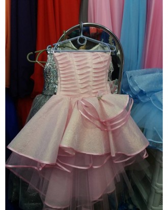 Ошатне святкове бальне дитяче плаття з укороченою асиметричною спідницею та відк. . фото 4