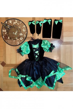 Дитячий карнавальний костюм для дівчинки «ВЕДЬМЕНОЧКА».
Основна тканина: атлас;
. . фото 3