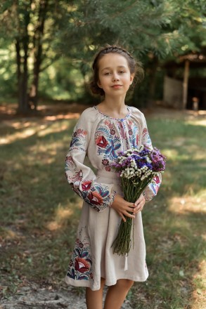 Дитяча блуза для дівчинки «ВЫШИВАНКА».
Стильна вишиванка для дівчинки з вишитими. . фото 2