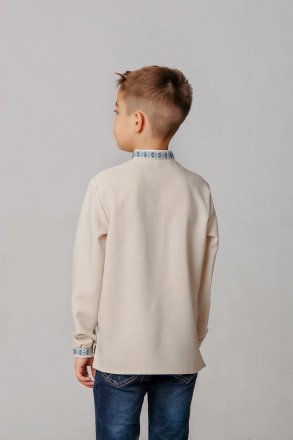 Біла дитяча сорочка з вишивкою.
Розмір: 110
Простий класичний крій вишитої сороч. . фото 3