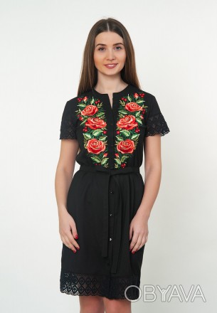 
Современное черное платье в стиле рубашки с вышитыми розовыми розами.
Короткие . . фото 1