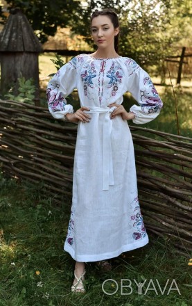 
Довга біла сукня
Оригінальний квітковий орнамент у стилі петриковського розпису. . фото 1