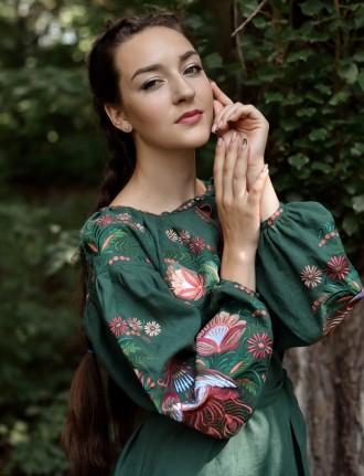 
 Довге плаття з льону. 
Оригінальний квітковий орнамент у стилі петриковського . . фото 6