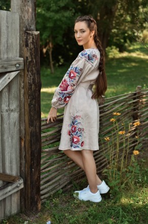 
Плаття з льону. 
Оригінальний квітковий орнамент у стилі петриковського розпису. . фото 5