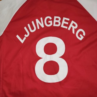 Ретро футболка FC Arsenal London, Ljungberg, размер-М, длина-67см, под мышками-5. . фото 5