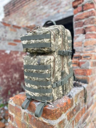 
 
 
тактичний рюкзак на 50 літрів, створений з високоякісної кордури та надійно. . фото 2