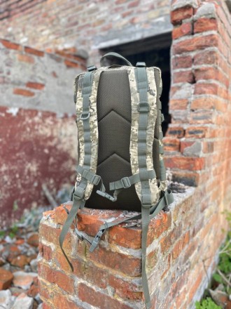 
 
 
тактичний рюкзак на 50 літрів, створений з високоякісної кордури та надійно. . фото 4