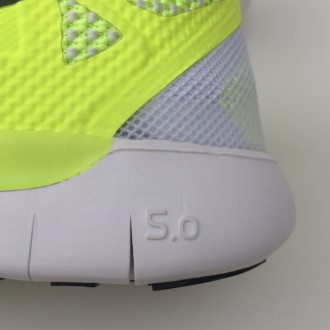 
Кроссовки Nike Free 5.0 - это идеальное сочетание легкости, гибкости и естестве. . фото 8